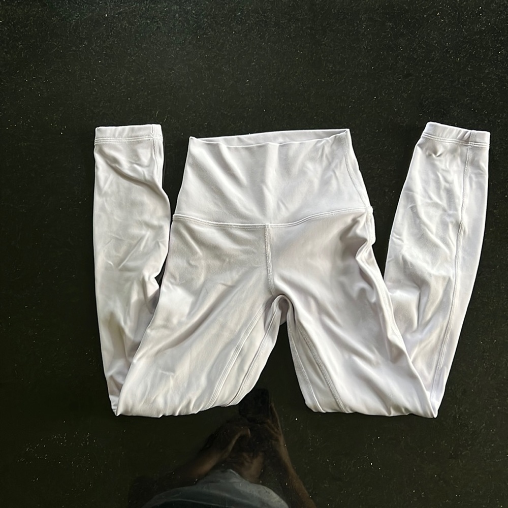 Lululemon light purple align leggings (size 0, 25 inch)